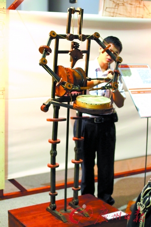 達(dá)芬奇密碼：癡迷飛行曾發(fā)明“肌肉鍛煉機(jī)”