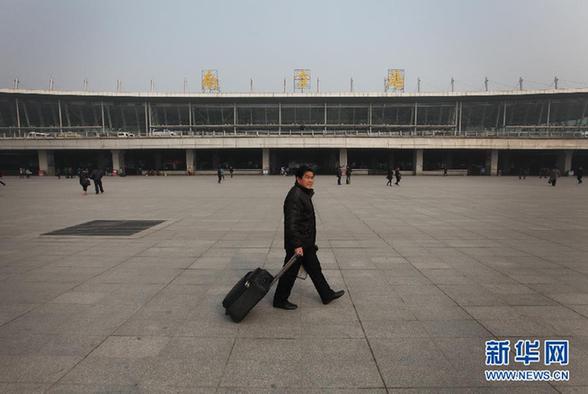 南京：網(wǎng)絡(luò)、電話預(yù)訂有效緩解窗口春運購票壓力