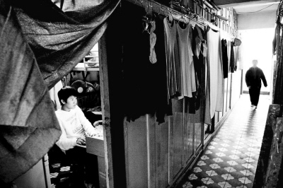 調(diào)查繞著走 香港板間房成“隱形”