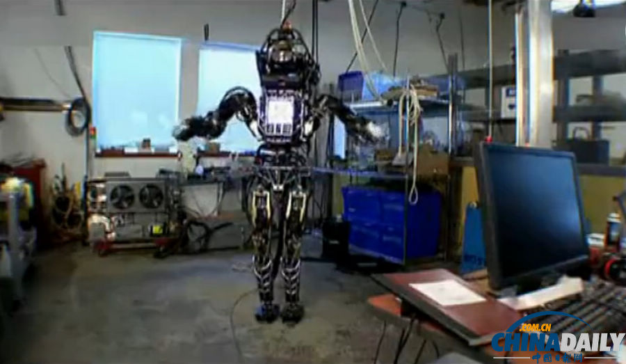 組圖：美軍研制最新戰(zhàn)爭機(jī)器人能跑會(huì)跳像