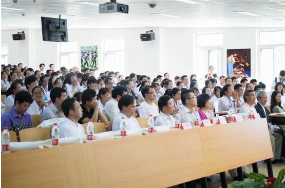 第四屆“相約論語一百”夏令營(yíng)在北京人文大學(xué)開營(yíng)