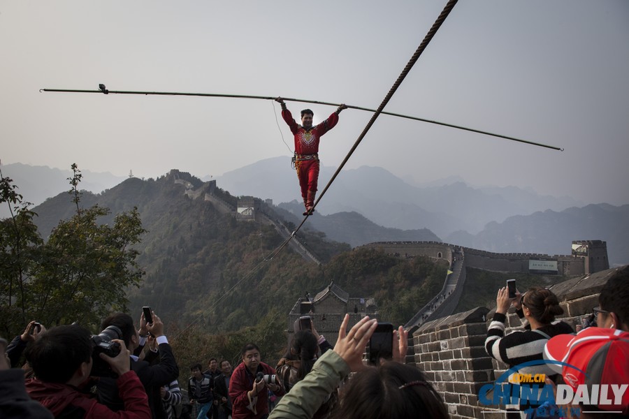 天津薊縣：阿迪力黃崖關(guān)成功跨越長城