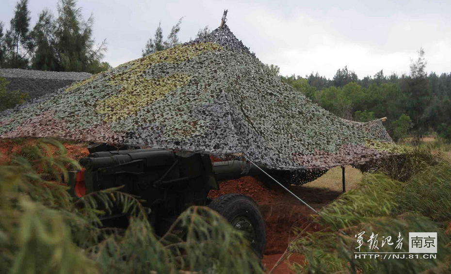 敵艦怎敢靠近：解放軍海防大炮開火真兇猛