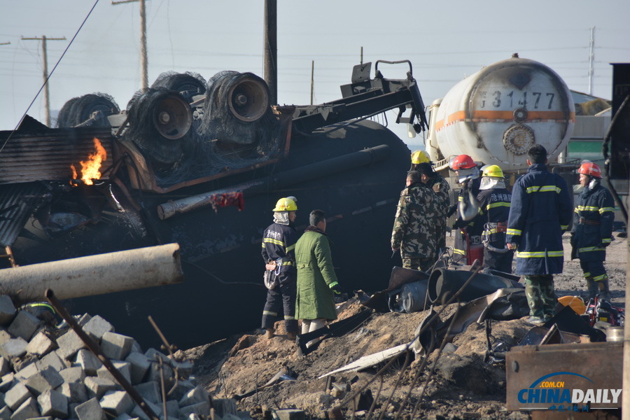 組圖：河北黃驊液化氣站爆炸事故：唯一遺留明火被熄滅