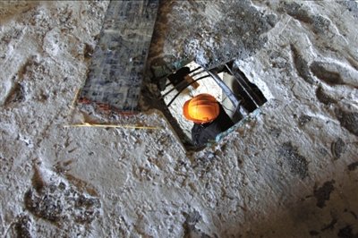 北京回龍觀回遷樓板現(xiàn)空洞 官方稱不影響安全