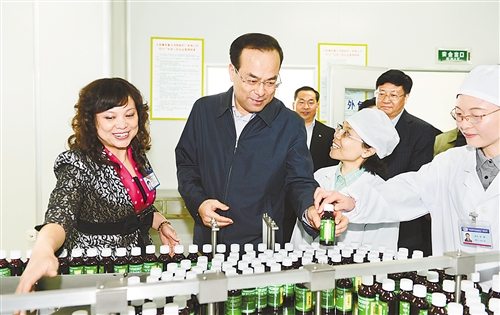 孫政才在涪陵豐都調(diào)研時(shí)強(qiáng)調(diào)產(chǎn)城融合 以城帶鄉(xiāng) 加快推進(jìn)城鎮(zhèn)化建設(shè)