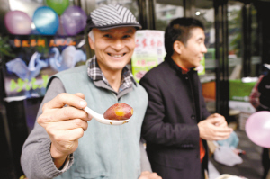 重慶首屆農(nóng)夫市集： 手洗衛(wèi)生巾玫瑰花唇膏你見過嗎