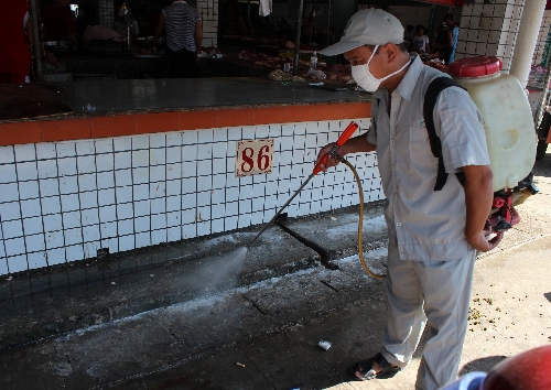 翔安愛衛(wèi)辦夏秋季除四害消殺15萬平方米