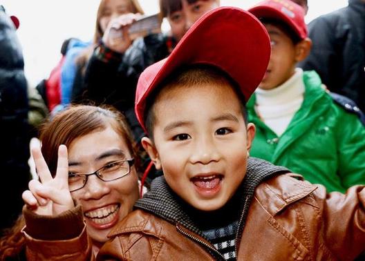 福州外來(lái)工包機(jī)返鄉(xiāng)