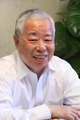 全國政協(xié)常委顏延齡：國家應加強整治規(guī)范快遞業(yè)