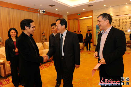 “推動生態(tài)文明建設(shè)”采訪團(tuán)專訪漳州市委書記