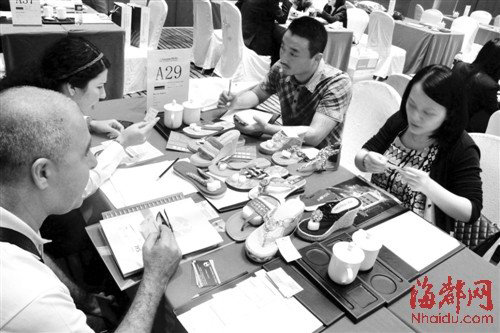 閩鞋服業(yè)海外低價甩庫存 外貿(mào)企業(yè)出口復(fù)蘇