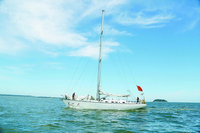 翟墨抵廈披露與日船周旋細(xì)節(jié) 曾想跳下船游上釣魚(yú)島