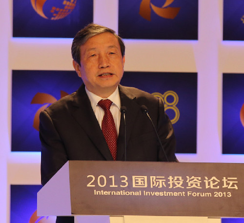 馬凱:我們反對(duì)和抵制各種形式的國(guó)際貿(mào)易保護(hù)主義