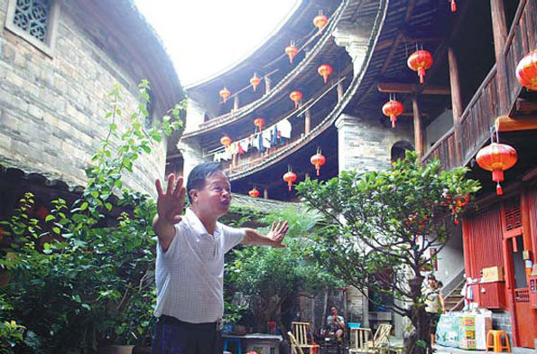 永定土樓:山城中的夢幻民居