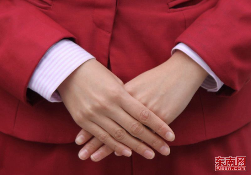 廈深鐵路即將開(kāi)通 美麗“動(dòng)姐”練兵忙（組圖）