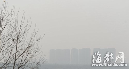 陰雨天福州為何還輕度污染？其實是霧不是霾