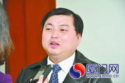 鐘貴瑞董事長在政協(xié)人大會議上提出多個提案