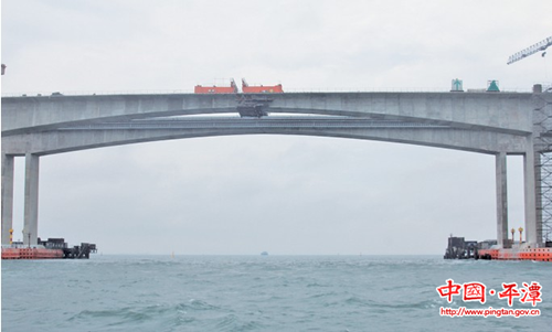 海峽大橋復橋主橋合龍