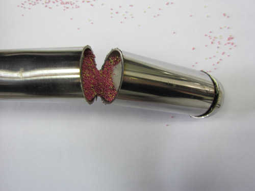 廣州海關(guān)重拳打擊郵遞快件渠道毒品走私