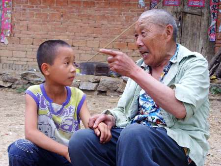 “移民標(biāo)本”何照勝的53年搬遷路