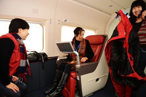 京廣高鐵開(kāi)通在即 體驗(yàn)高鐵舒適便捷(組圖）