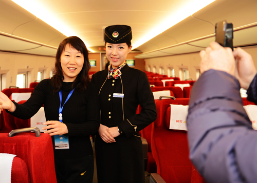 京廣高鐵開(kāi)通在即 體驗(yàn)高鐵舒適便捷(組圖）