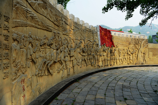 探訪革命歷史紀(jì)念地:羅山何家沖