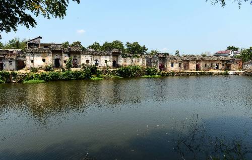 河南新縣:遠(yuǎn)離城市喧囂的古村落