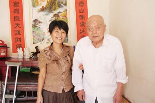 梁華:比閨女還親的好兒媳