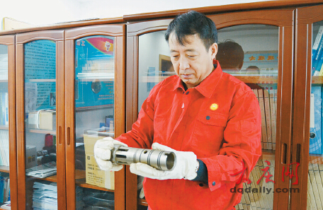 大慶“熊貓人”時(shí)刻準(zhǔn)備救人 曾經(jīng)半夜打車去獻(xiàn)血(圖)