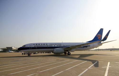 華中地區(qū)首架“天空內(nèi)飾”波音客機(jī)加盟湖北