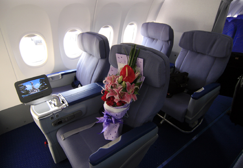 華中地區(qū)首架“天空內(nèi)飾”波音客機(jī)加盟湖北