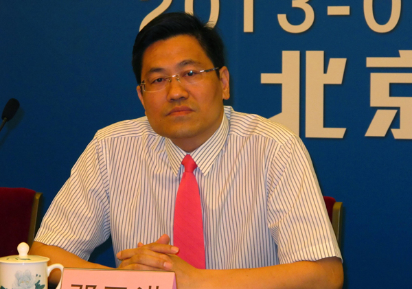 時(shí)尚大朗 織城新夢(mèng) 第十二屆中國(guó)(大朗)國(guó)際毛織產(chǎn)品交易會(huì)新聞發(fā)布會(huì)在京舉行