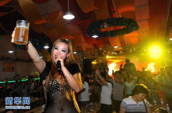 第23屆青島國(guó)際啤酒節(jié)落幕 近400萬人飲酒1200多噸