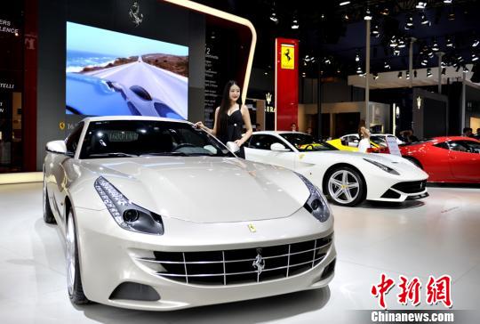 2013成都國際車展拉開帷幕 超90個(gè)汽車品牌亮相