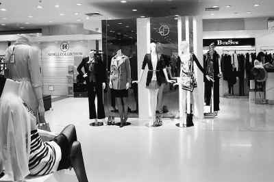 本土服裝偏愛(ài)“洋馬甲” 本色競(jìng)爭(zhēng)有多難？