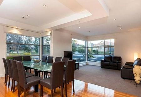 莫言750萬獎(jiǎng)金在各國首都能買啥房