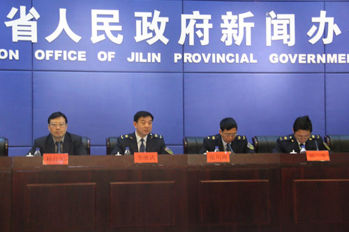 讓農(nóng)民買到放心肥料 讓消費(fèi)者合法維權(quán)