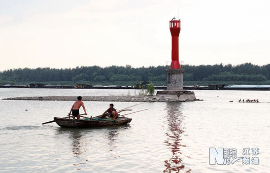 淮河江蘇段出現(xiàn)嚴(yán)重旱情 跌回“死水位”以下