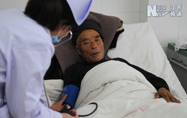 “自強(qiáng)稻”:肝癌父親感動社會