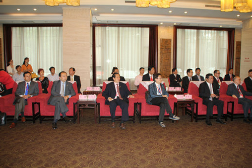 知名僑商代表團(tuán)蒞臨南通出席首屆中國(guó)南通江海博覽會(huì)