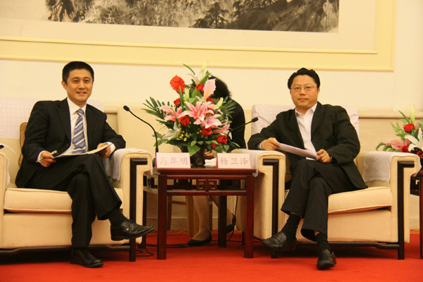 亞洲媒體集體采訪楊衛(wèi)澤書(shū)記