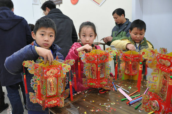 歡樂鬧元宵 錫城節(jié)日氣氛濃