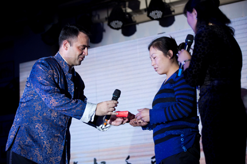 沈陽(yáng)凱賓斯基飯店舉辦“紅色記憶”年度答謝晚會(huì)