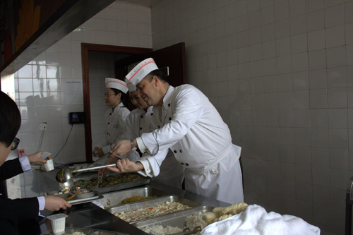 沈陽凱賓斯基飯店開展防治肺結(jié)核日活動