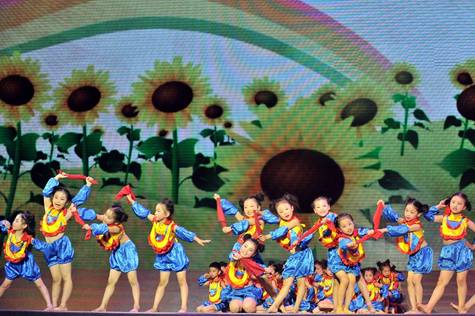 成都溫江區(qū)舉辦“中國(guó)夢(mèng)”主題教育活動(dòng)