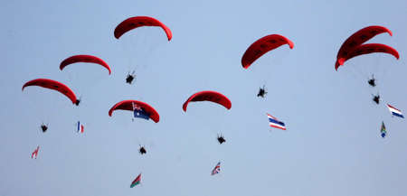 航空體育節(jié)點(diǎn)亮萊蕪