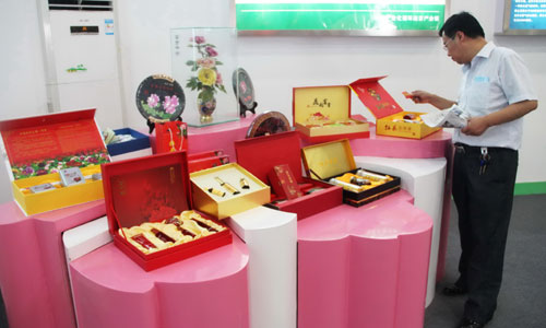 “中國牡丹之都”山東菏澤牡丹串起產(chǎn)業(yè)化發(fā)展新鏈條