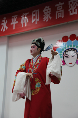 高密市免費(fèi)向所有觀眾表演國家級(jí)文遺高密茂腔